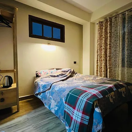 Apple Cherry Pine Green Homestay Shillong Exterior photo