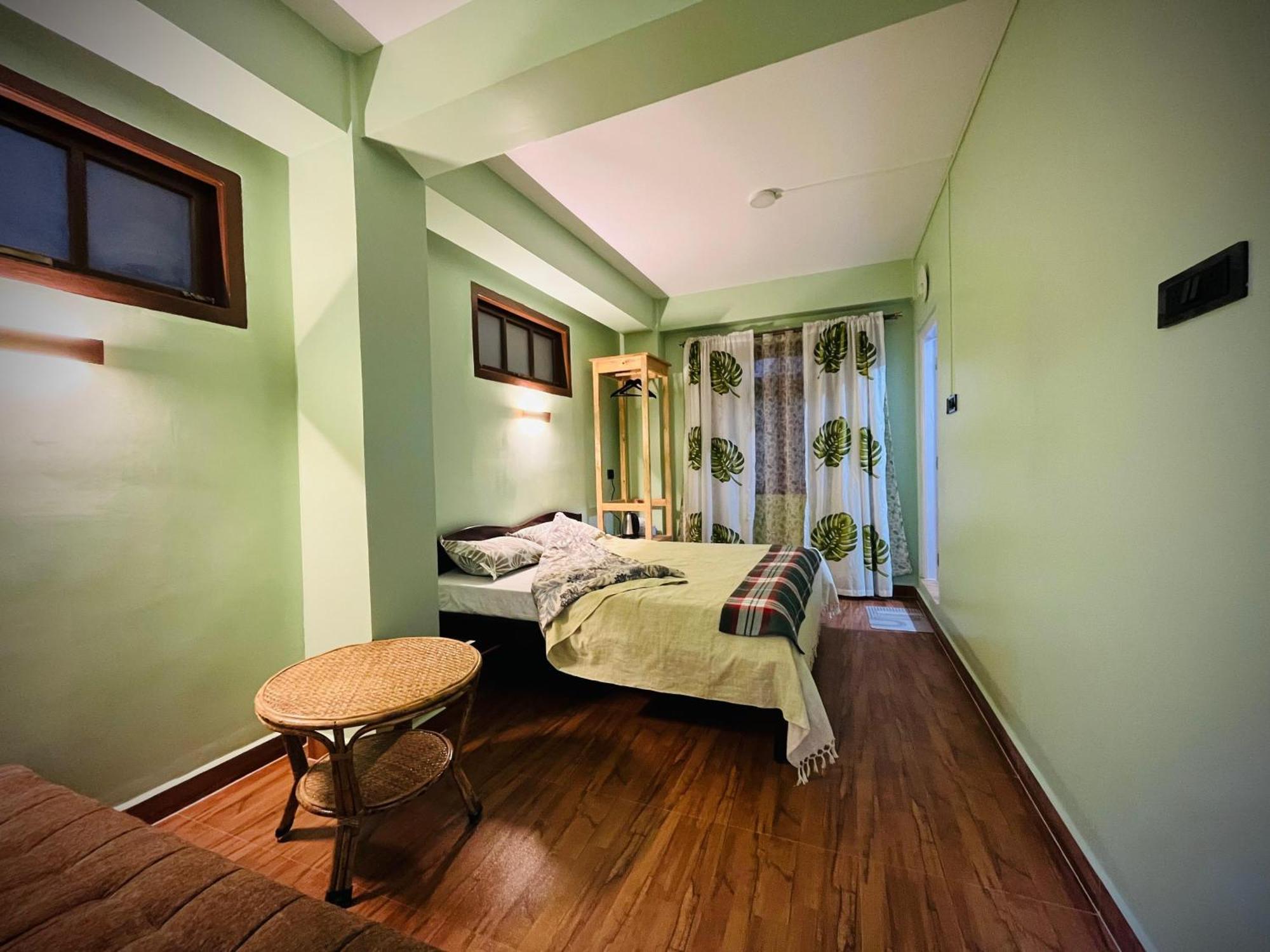 Apple Cherry Pine Homestay Shillong