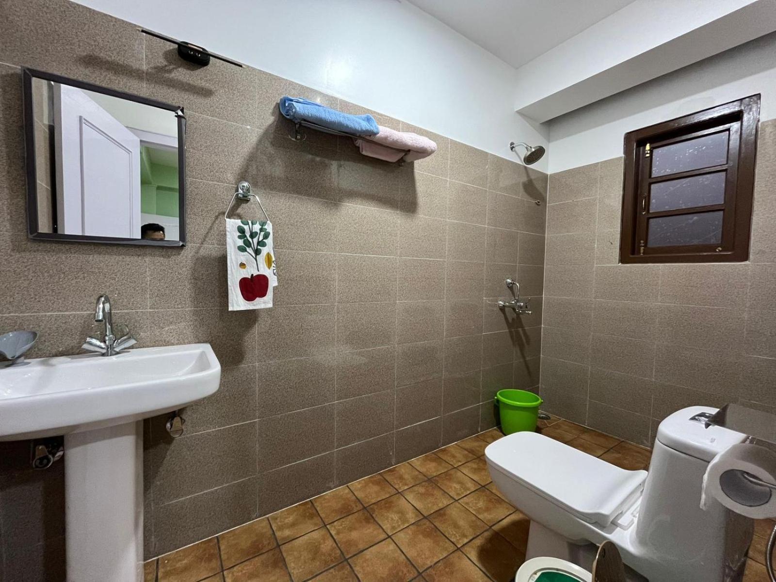 Apple Cherry Pine Homestay